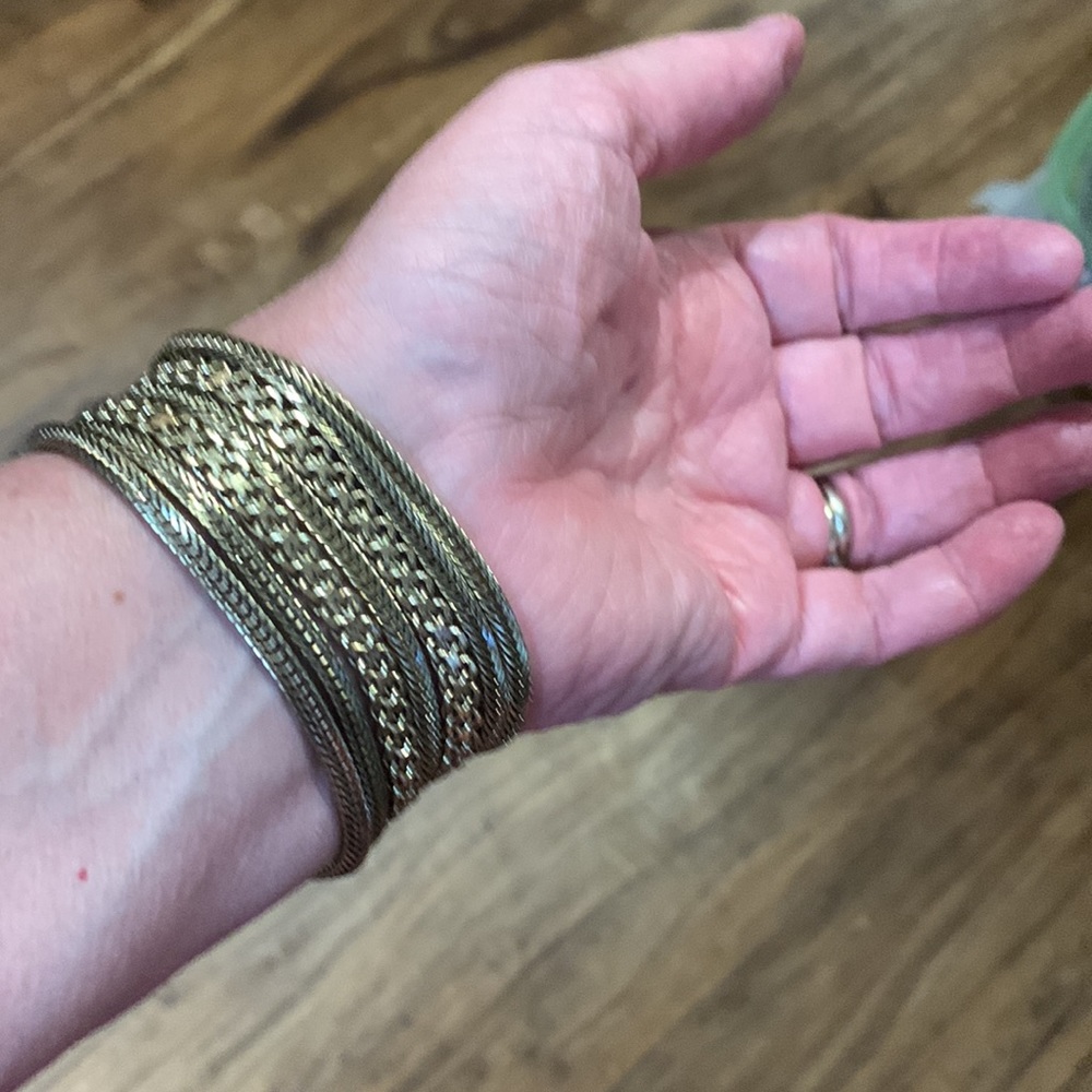 Beautiful bracelet - Picture 2 of 4